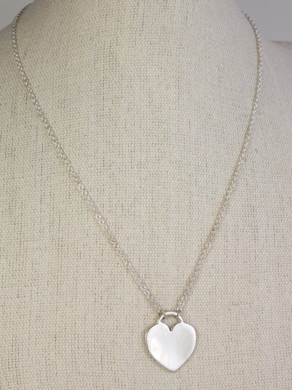 Sterling Silver Heart Pendant Necklace - Like New